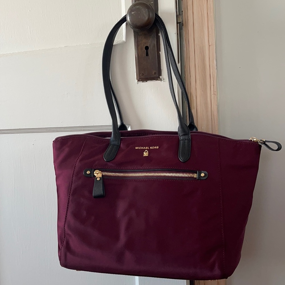 Michael Kors shoulder tote
